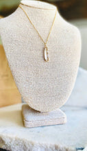 Load image into Gallery viewer, Faceted Clear Necklace