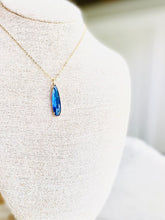 Load image into Gallery viewer, Faceted Sapphire Necklace