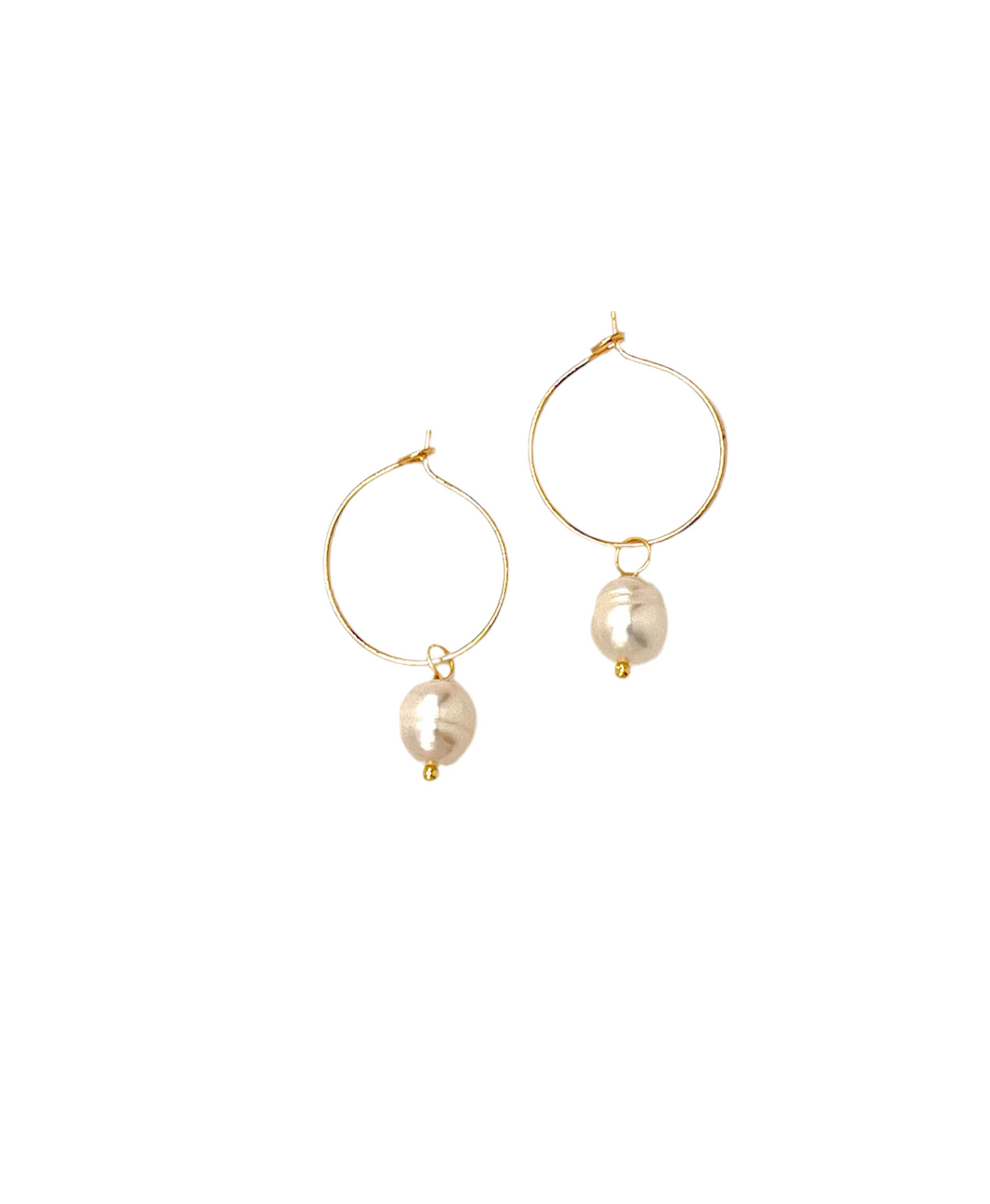 Cultured Potato Pearl Mini Hoop 18k