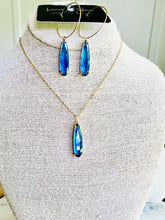 Load image into Gallery viewer, Faceted Sapphire Hoop Earrings